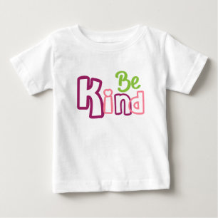Camiseta Seja gentil com tipografia cardíaca