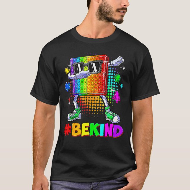 Camiseta Seja Gentil Dabbing Pop It Peça de Puzzle Consciên (Frente)
