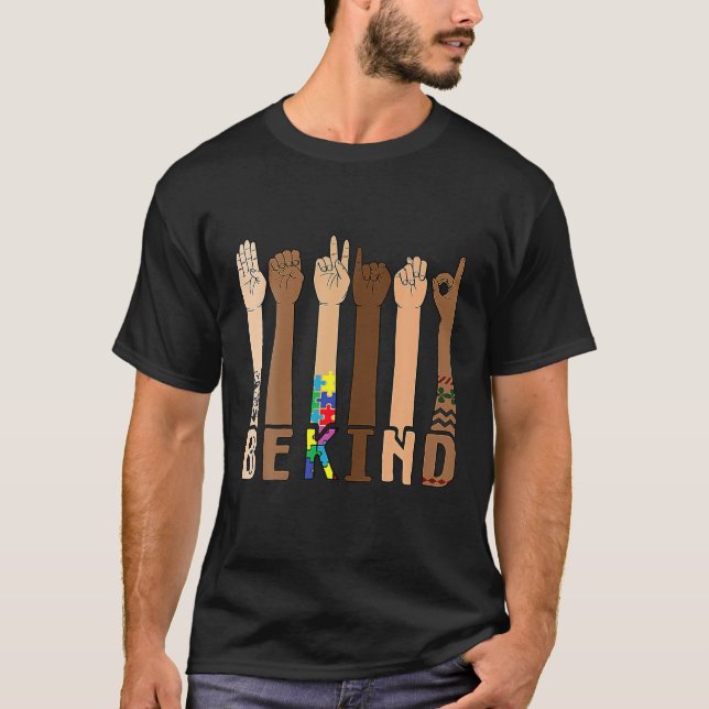 Camiseta Seja gentil em falar em linguagem os professores I (Frente)
