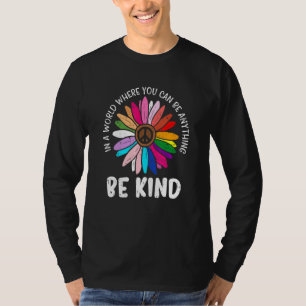 Camiseta Seja Rainbow Kind Daisy Lgbtq Black Pride Gay Bi T