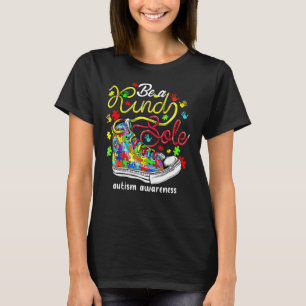 Camiseta Seja Uma Alma Gentil Sapato de Quebra-Cabeça de Co