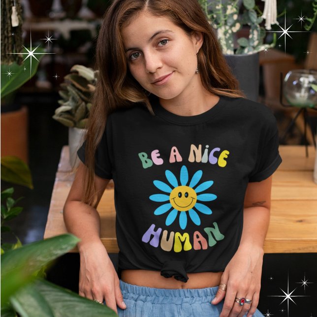 Camiseta Seja uma bela Flor Azul e Amarela (Available in multiple styles, colors and sizes.)