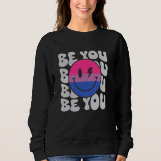 Camiseta Seja você sorridente face hippie LGBTQ bissexual p