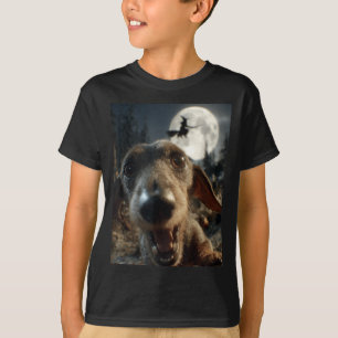 Camiseta Selfie Engraçado de Dachshund Lua Cheia Bruxa Voad