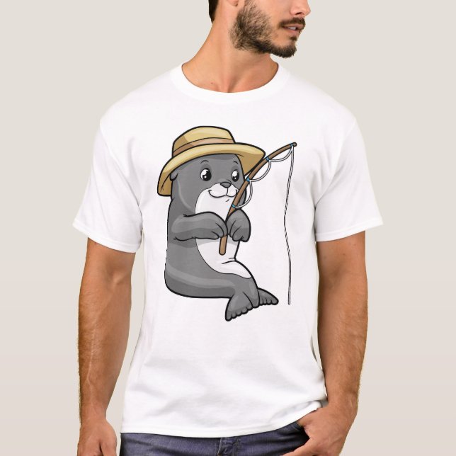 Camiseta Selo na pesca com vareta de pesca e chapéu (Frente)