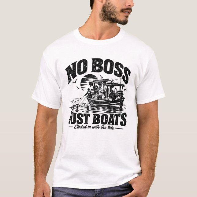 Camiseta Sem Chefe, Apenas Barcos | Black Ink (Frente)