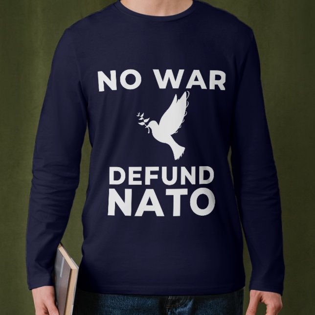 Camiseta Sem guerra Defund NATO (Criador carregado)