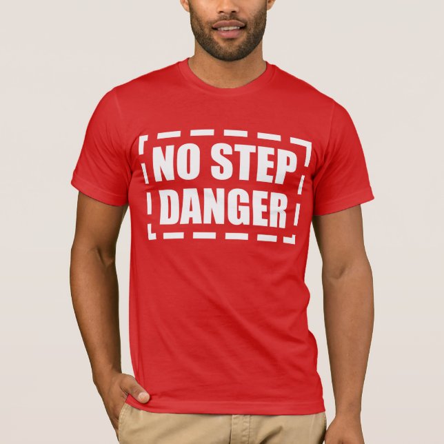 CAMISETA SEM PERIGO DE PASSO (Frente)