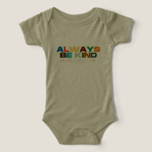 Camiseta Sempre Seja gentil com aspas unisex/Adulto e crian