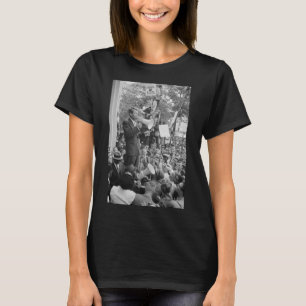 Camiseta Sen. Robert Kennedy Campaigning para Presidente do