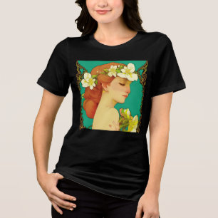 Camiseta Senhora Celta com Flores no Cabelo