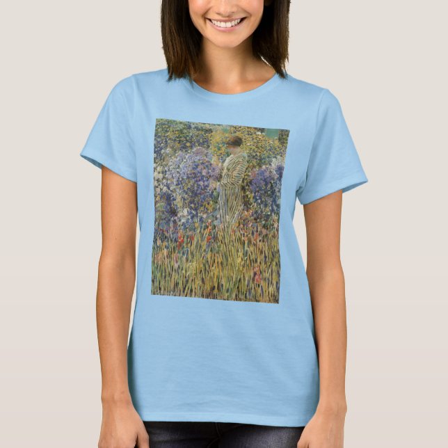 Camiseta Senhora em um jardim por Frederick Frieseke, Belas (Frente)