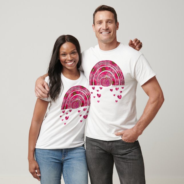 Camiseta Sensibilização do Cancer Arco-Íris Corações de Abó (Unissex)