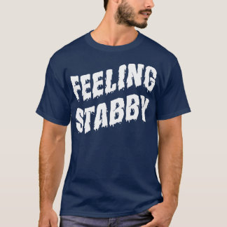 Camiseta Sentimento de Texto Branco esfaqueado