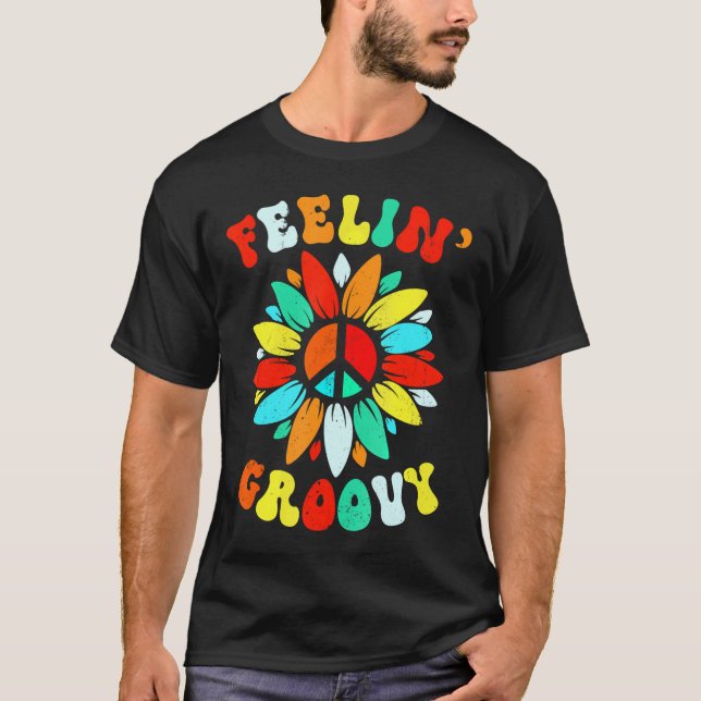 Camiseta Sentindo o Groovy Flower 60S 70S Hippie Engraçado (Frente)