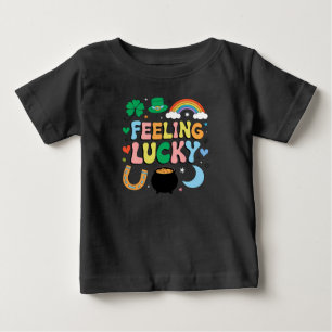 Camiseta Sentindo-se Sortudo Dia de São Patrício Amuleto Tr