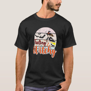 Camiseta Sentir o Desconhecido das Bruxas da Lua da Bruxa d