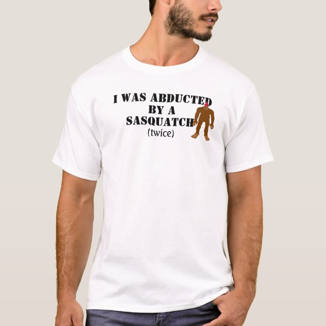 Camiseta Sequestrado por um Sasquatch! (Frente)
