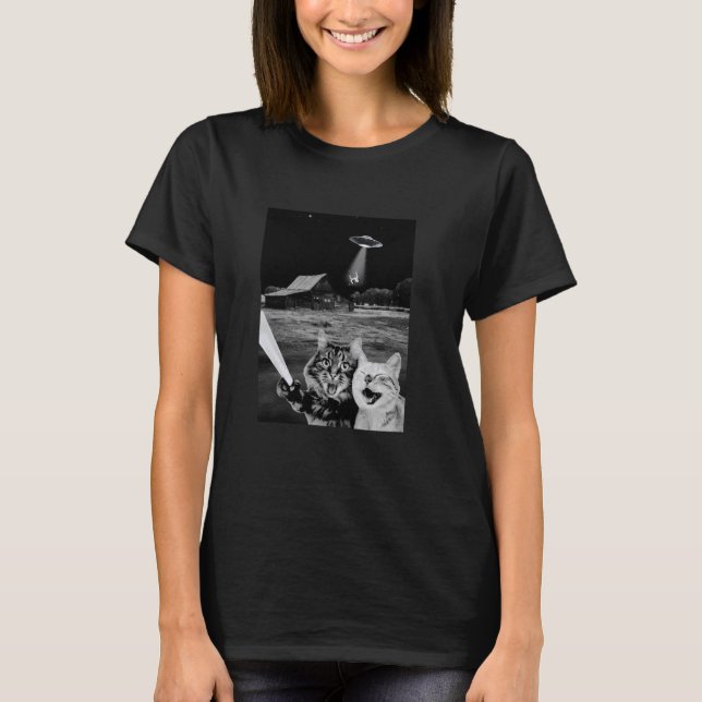 Camiseta Sequestro Alienígena Selfie u2013 Gato Engraçado & (Frente)