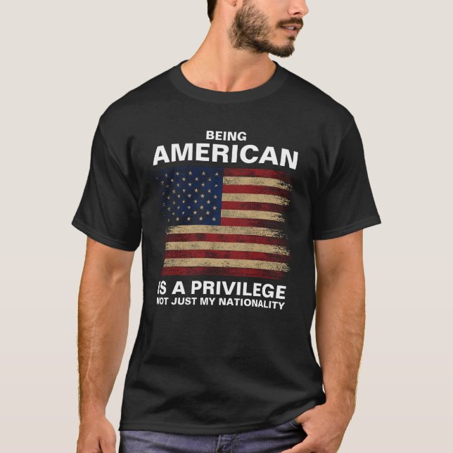 Camiseta Ser Americano é um Privilégio (personalizar) (Frente)