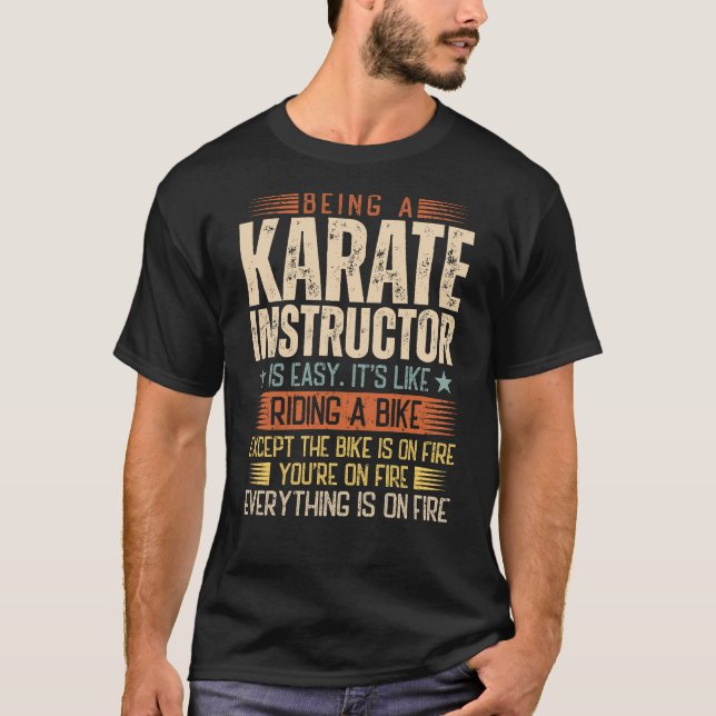 Camiseta Ser Instrutor Karate É Fácil (Frente)
