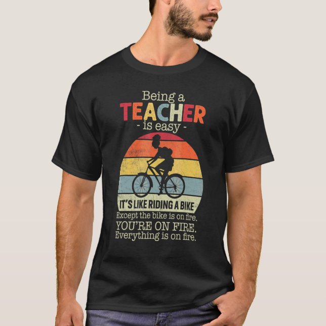 Camiseta Ser Professor é Fácil   Para o Dia Nacional do Pro (Frente)