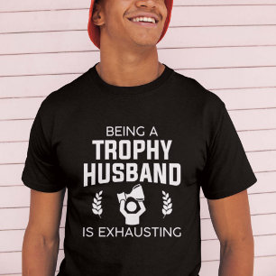 Camiseta Ser Um Marido Troféu Está Escaindo
