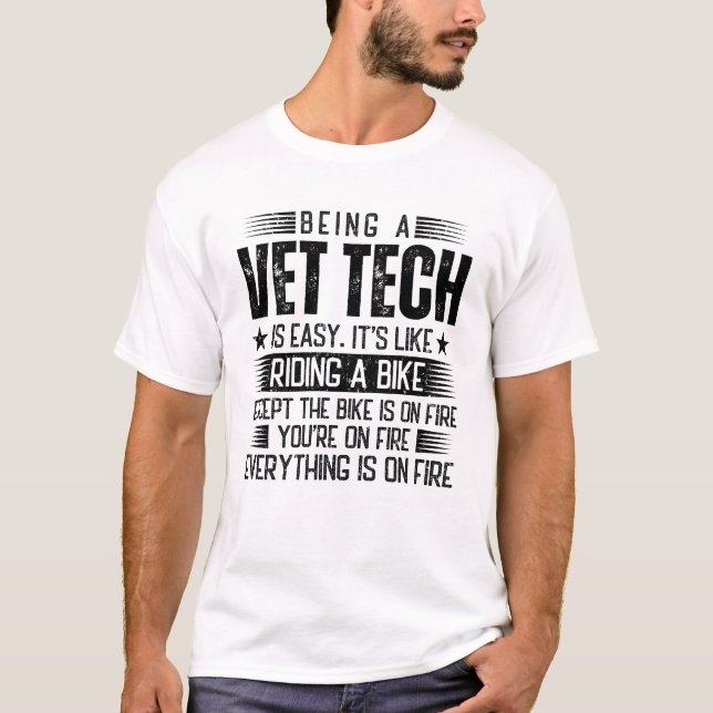 Camiseta Ser Uma Tecnologia De Vet É Fácil (Frente)