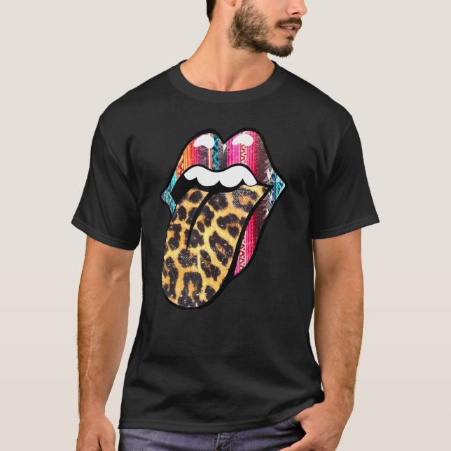 Camiseta Serape Leopardo Ocidental Língua Lábio Rodeio Cowg (Frente)