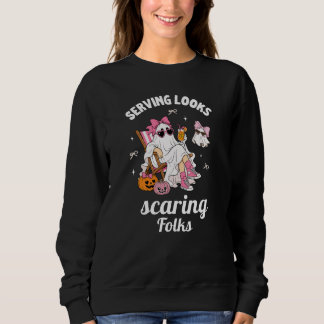 Camiseta Servindo Looks Assustando Pessoas no Halloween