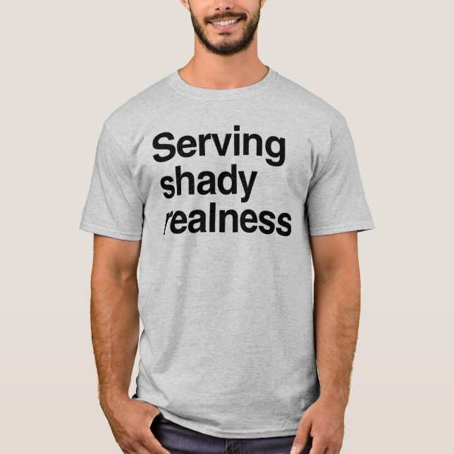 Camiseta Servindo realismo sombrio (Frente)