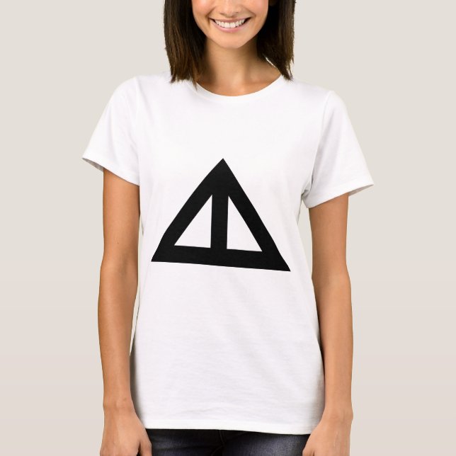 Camiseta Seta Triangular Dividida (Frente)