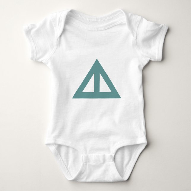 Camiseta Seta Triangular Dividida (Frente)