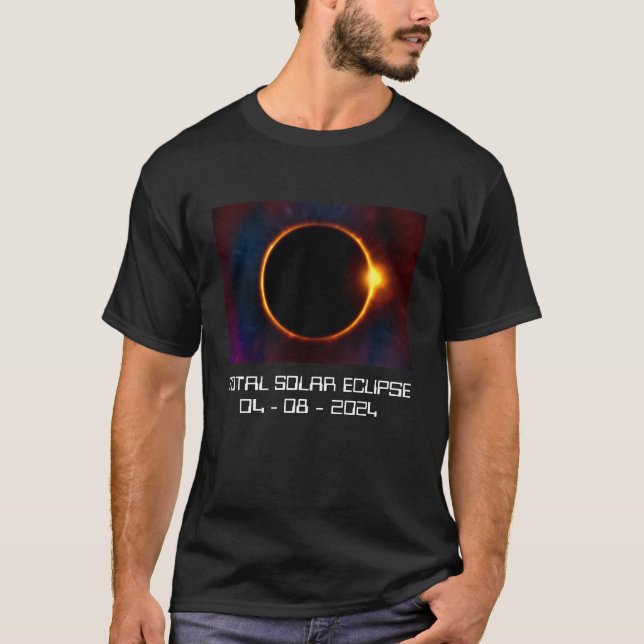 Camiseta Seu Eclipse Solar Escuro de Texto/Cor 2024 (Frente)