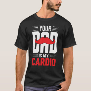 Camiseta Seu Pai É Meu Ginásio Feminista de Bigode Vermelho