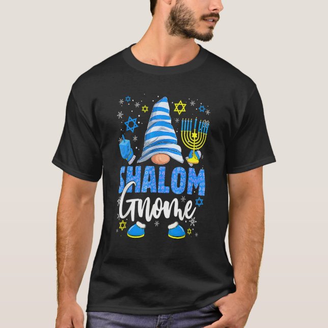 Camiseta Shalom Gnome Menorah Dreidel Hanukkah Chanukah Jew (Frente)