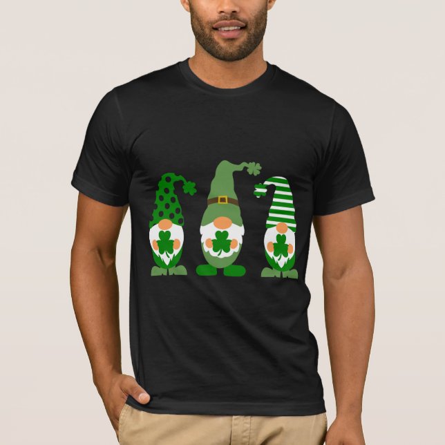 Camiseta Shamrocks - Um Toque de Sorte Irlandesa (Frente)