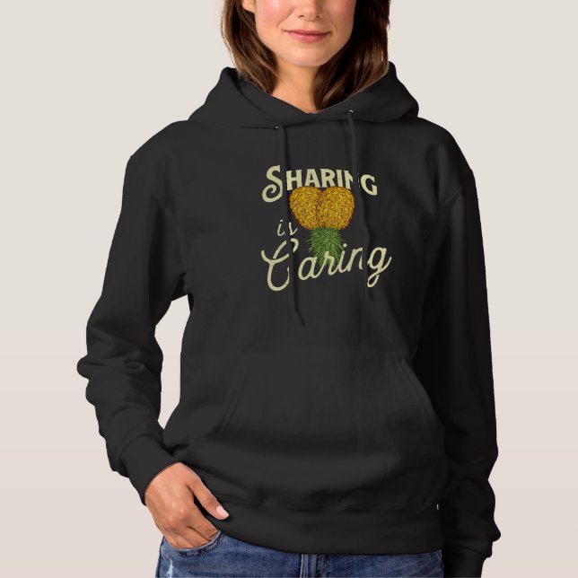 Camiseta Sharing Is Caring   Upside Down Pineapple Swinger  (Frente)