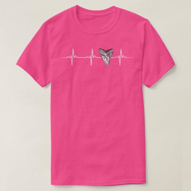 Camiseta Shark Teeth Collector Fossil Hunter Heart EKG  (Frente do Design)