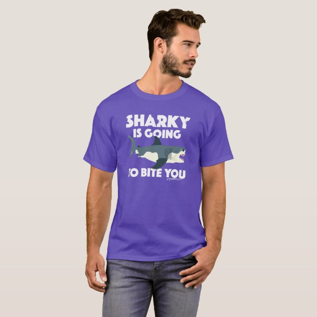 Camiseta Sharky Vai Mordê-Lo Design - Básico T- (Frente Completa)