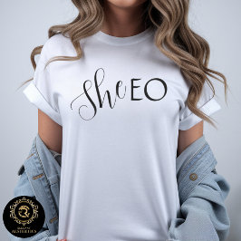 Camiseta She CEO Neutral Graphic Bella 