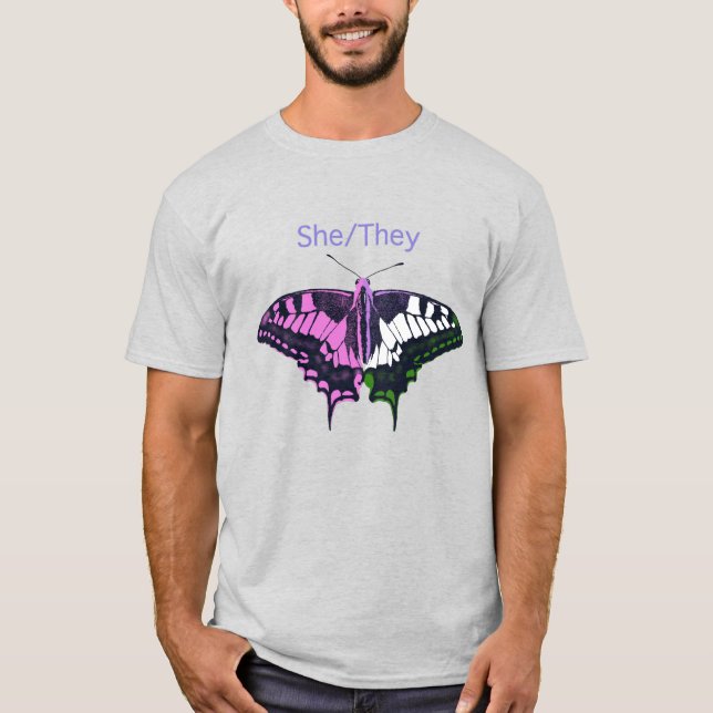 Camiseta She/They Non-Binary Flag Swallowtail Butterfly (Frente)