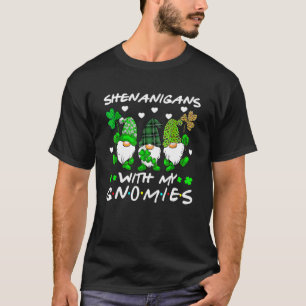 Camiseta Shenanigans Com Meus Gnomos Shamrock Feliz Patinho