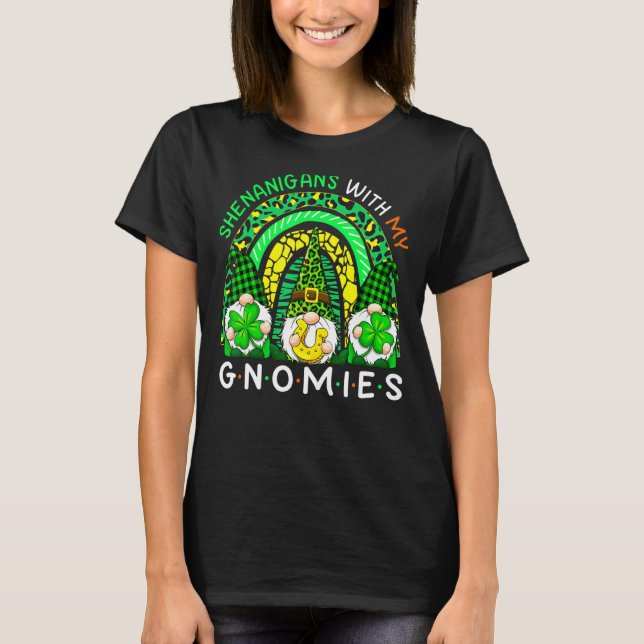 Camiseta Shenanigans Com Minha Rua Gnomos Rainbow Leopard (Frente)