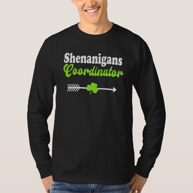 Camiseta Shenanigans Coordinator St Patrick's Shamrock  1 (Frente)