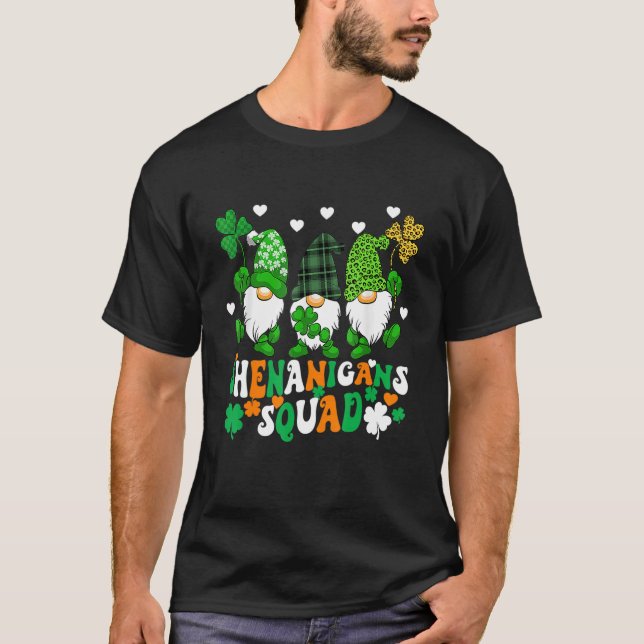 Camiseta Shenanigans Squad Dia de São Patrício Gnomos Green (Frente)