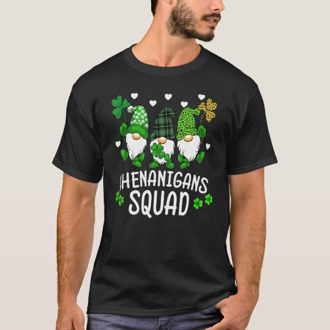 Camiseta Shenanigans Squad Dia de São Patrício Gnomos Green (Frente)