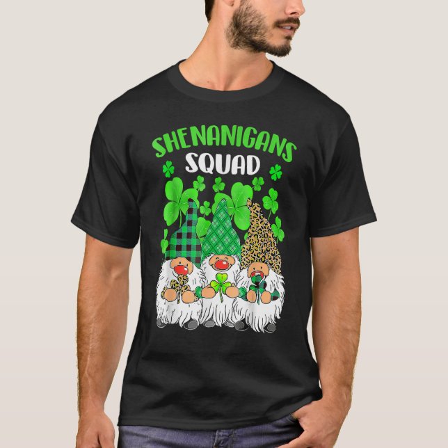 Camiseta Shenanigans Squad Dia de São Patrício Gnomos Green (Frente)