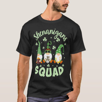 Camiseta Shenanigans Squad St Patricks Day Gnomie Gnome Wom