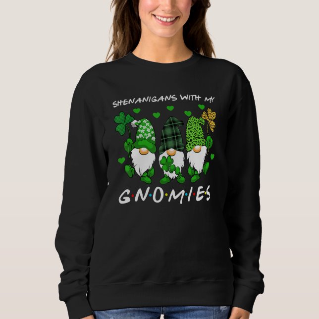 Camiseta Shenanigans With My Gnomies St Patrick's Day Gnome (Frente)